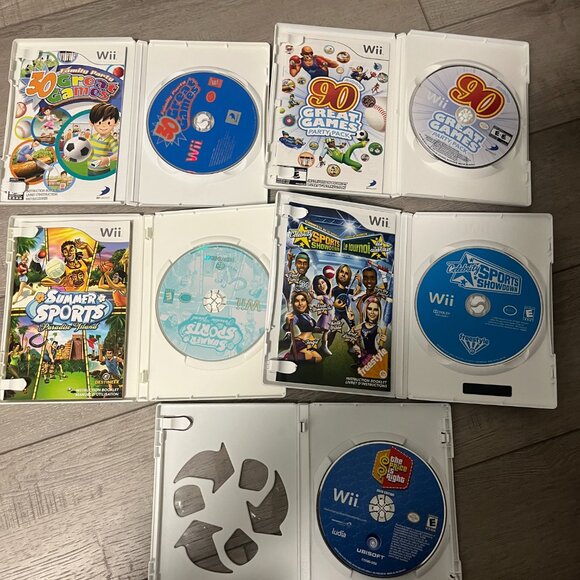 Bundle of 5 Nintendo Wii games incl: Price is Right, 30 games in 1, 90 games - Picture 2 of 2
